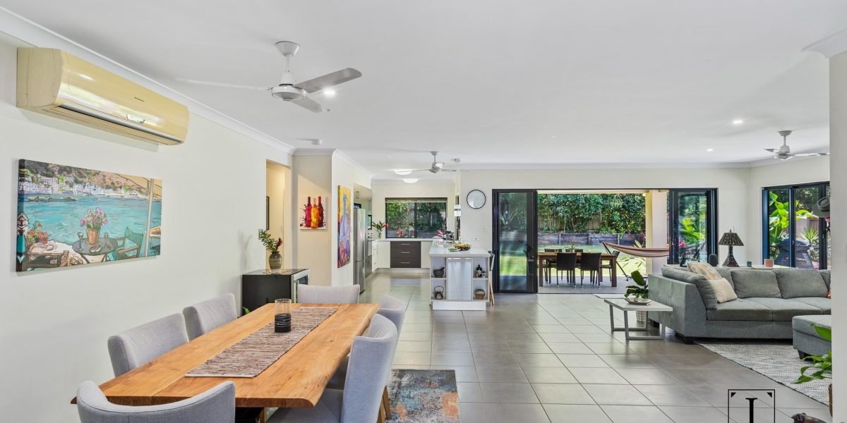 10 Weld Crescent, Smithfield, QLD 4878 AUS