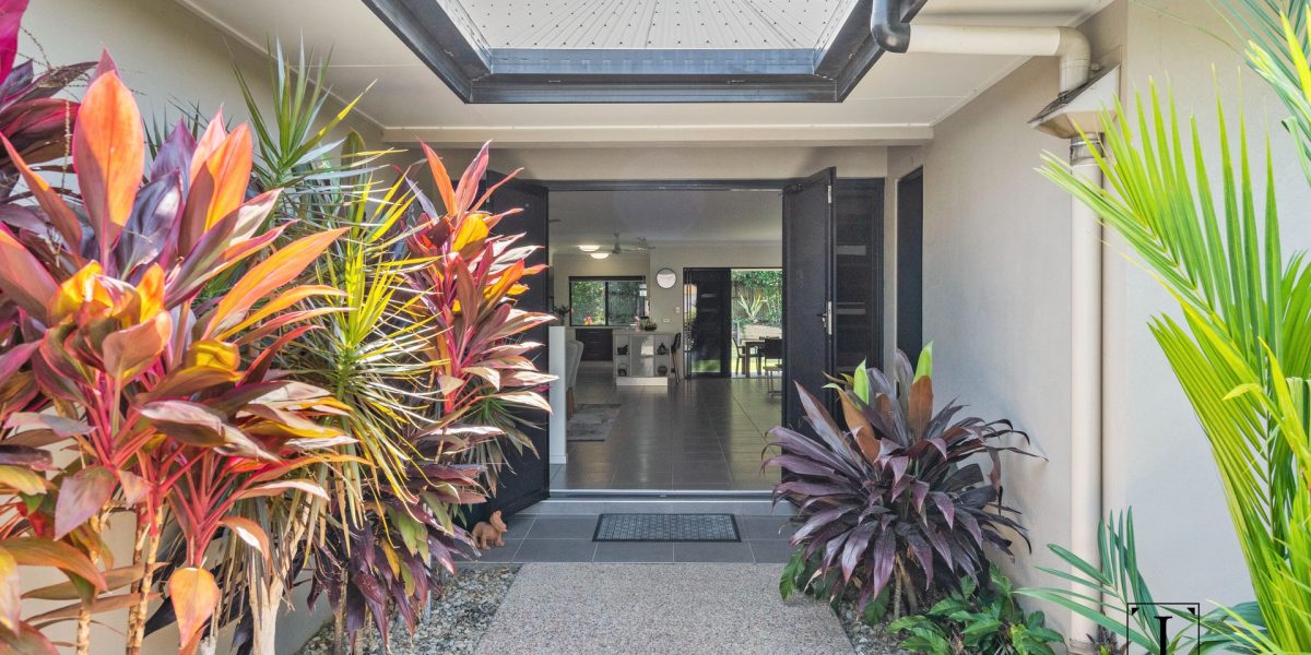 10 Weld Crescent, Smithfield, QLD 4878 AUS