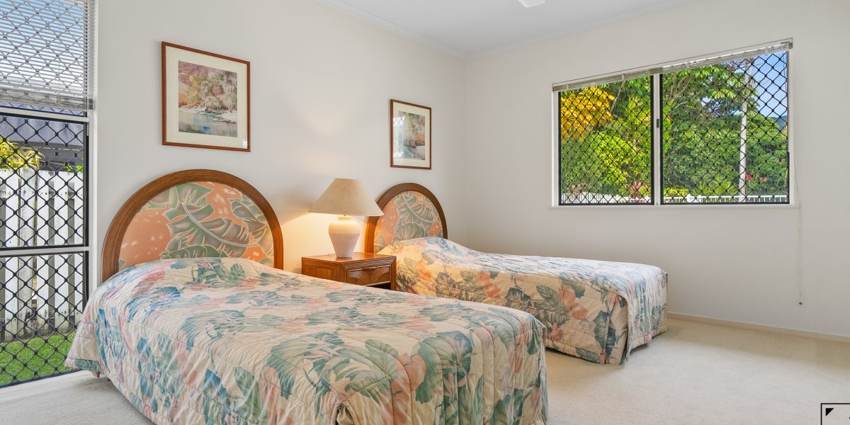 12 Orton Avenue, Kewarra Beach, QLD 4879 AUS