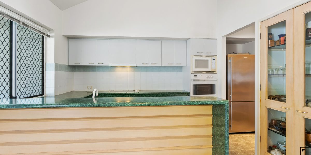 12 Orton Avenue, Kewarra Beach, QLD 4879 AUS