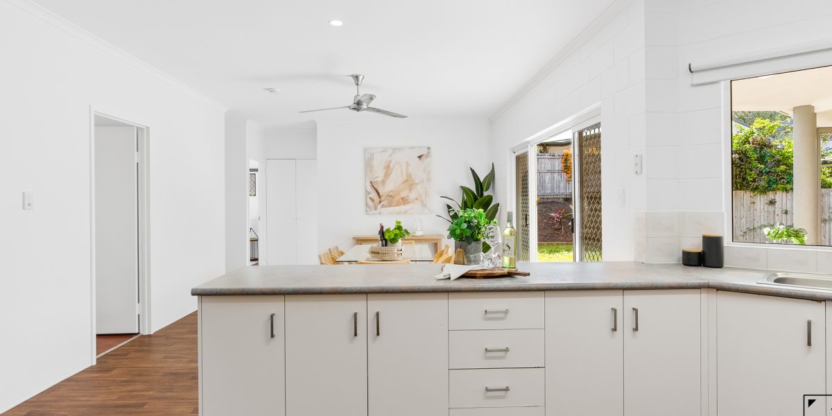16 Giauca Street, Redlynch, QLD 4870 AUS