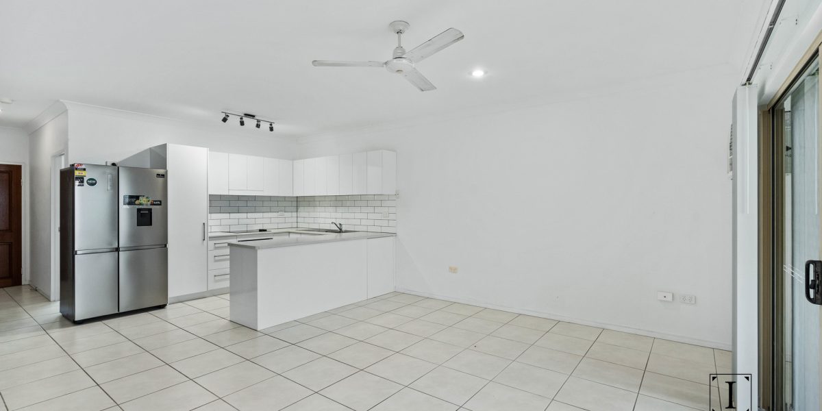 11/5-7 Oyster Court, Trinity Beach, QLD 4879 AUS