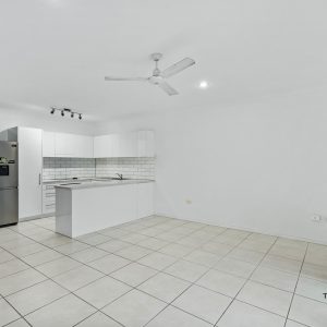11/5-7 Oyster Court, Trinity Beach, QLD 4879 AUS