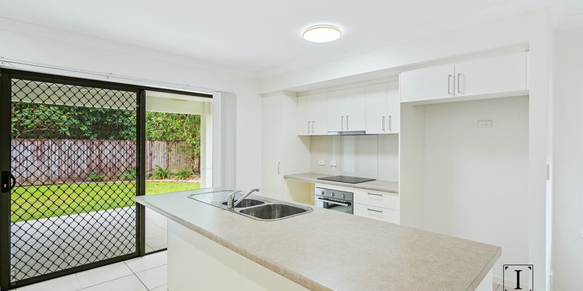 60 Whereat Road, Bentley Park, QLD 4869 AUS