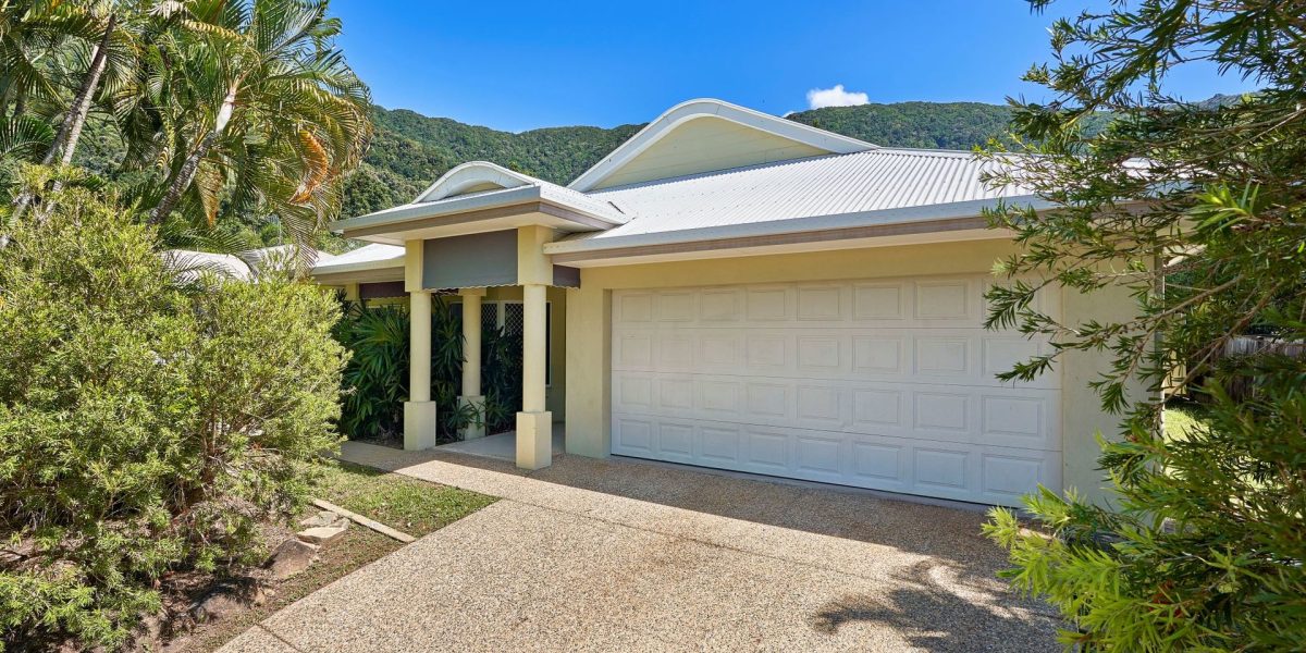 18 MacArthur Close, Palm Cove, QLD 4879 AUS