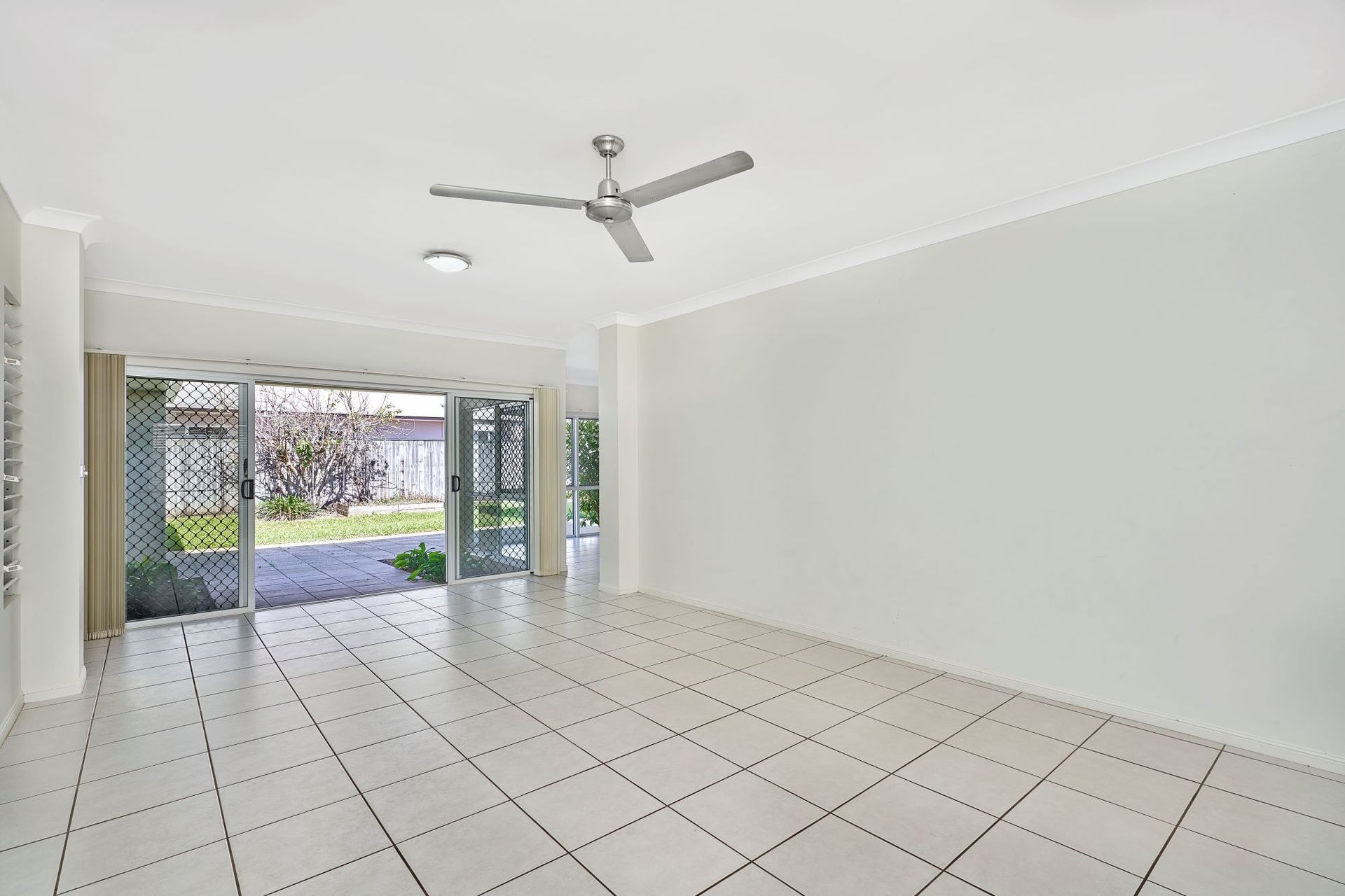 18 MacArthur Close, Palm Cove, QLD 4879 AUS