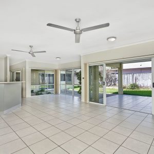 18 MacArthur Close, Palm Cove, QLD 4879 AUS