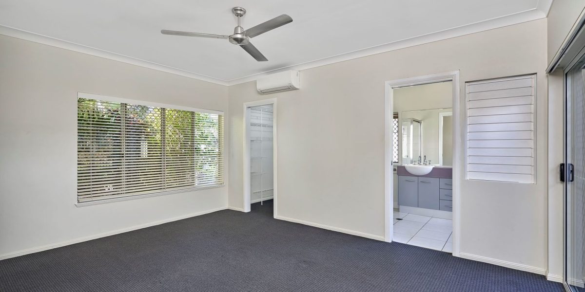 18 MacArthur Close, Palm Cove, QLD 4879 AUS