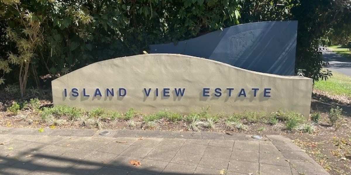 18 MacArthur Close, Palm Cove, QLD 4879 AUS