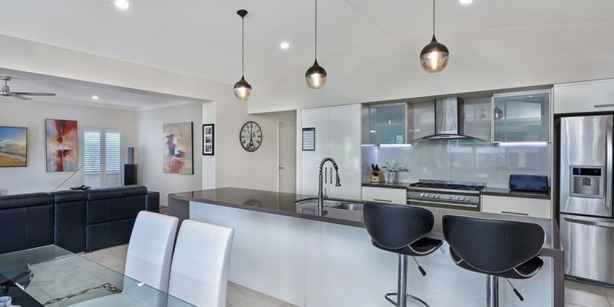 1 Selwyn Circuit, Trinity Park, QLD 4879 AUS