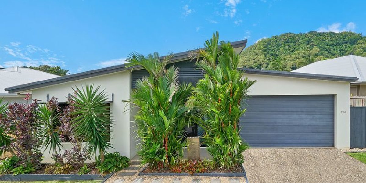134 Roberts Drive, Trinity Beach, QLD 4879 AUS