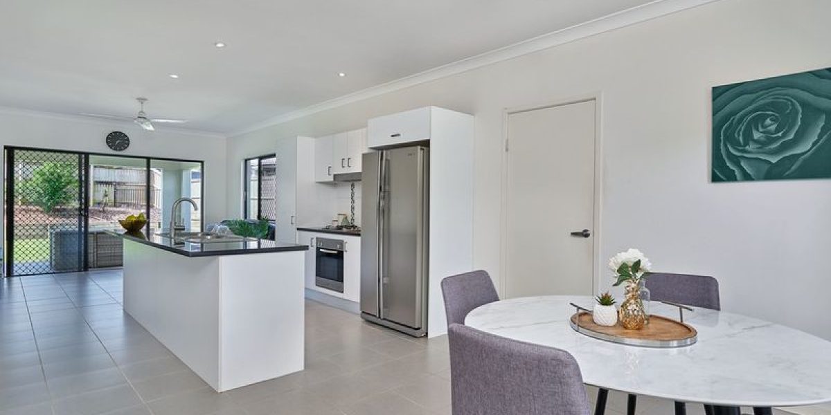 134 Roberts Drive, Trinity Beach, QLD 4879 AUS