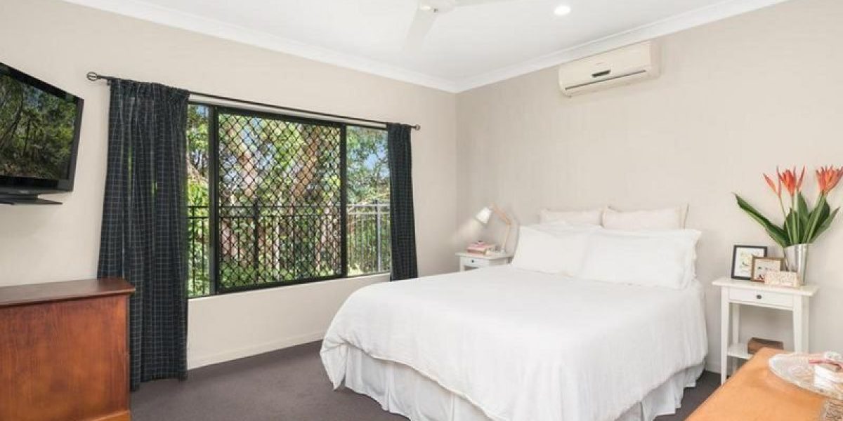 4 Petrie Close, Kewarra Beach, QLD 4879 AUS