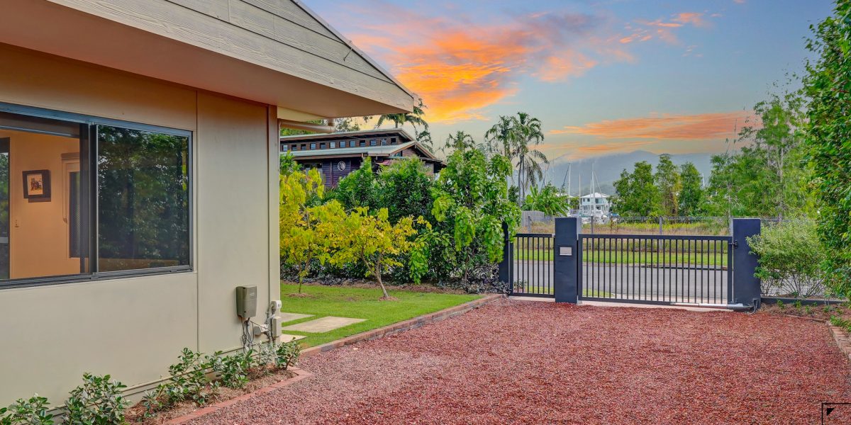30 Riverside Parade, Trinity Park, QLD 4879 AUS