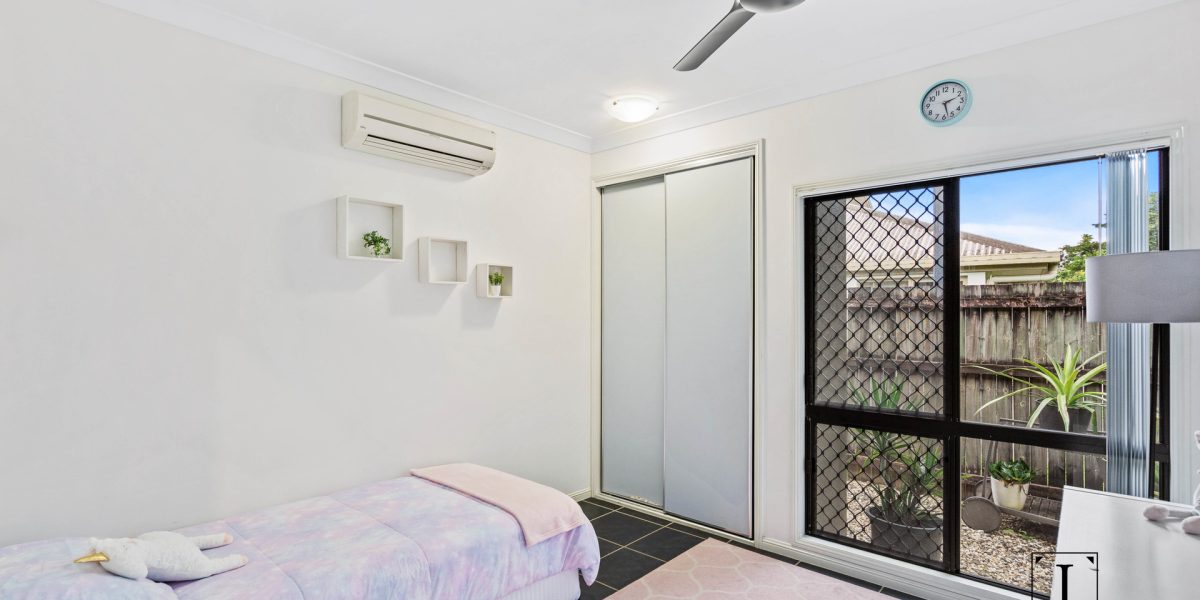 20 Roderick Street, Bentley Park, QLD 4869 AUS