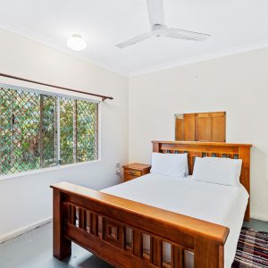 17 Narelle Close, Yorkeys Knob, QLD 4878 AUS