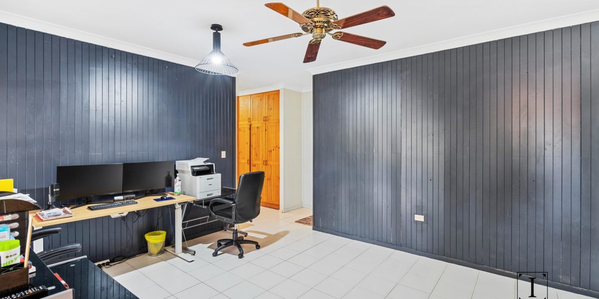 17 Narelle Close, Yorkeys Knob, QLD 4878 AUS