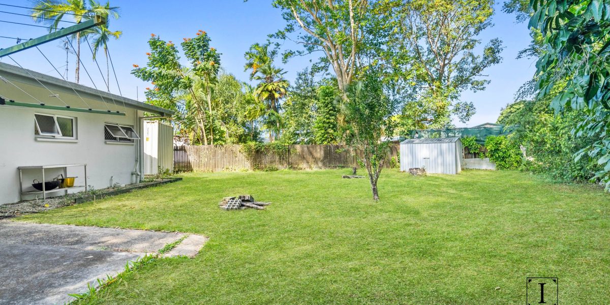 17 Narelle Close, Yorkeys Knob, QLD 4878 AUS