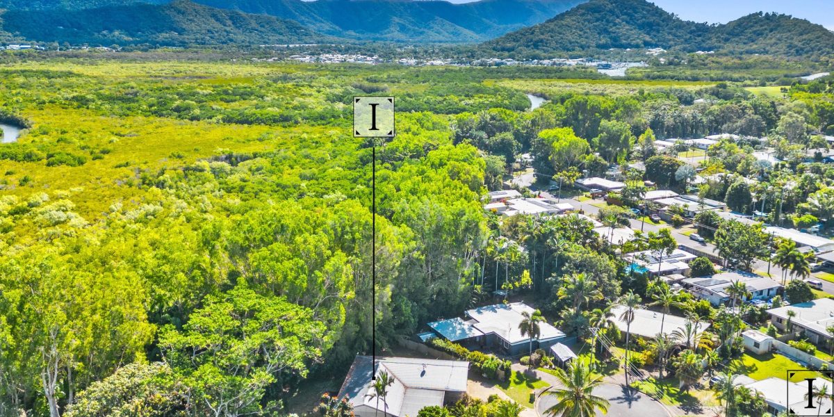 17 Narelle Close, Yorkeys Knob, QLD 4878 AUS