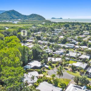 17 Narelle Close, Yorkeys Knob, QLD 4878 AUS