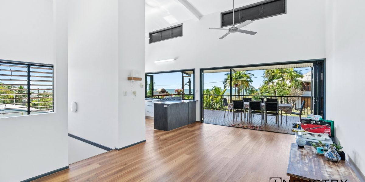 23 Moore Street, Trinity Beach, QLD 4879 AUS