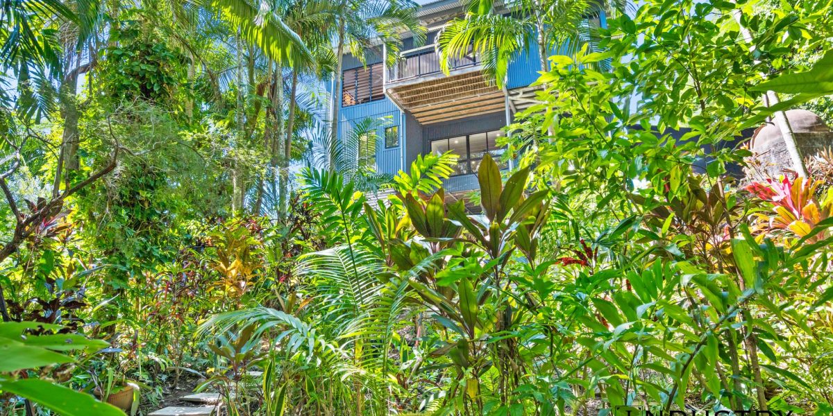 23 Moore Street, Trinity Beach, QLD 4879 AUS