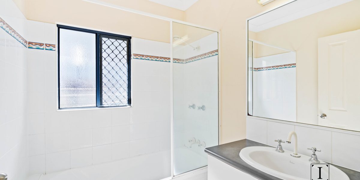 4 Beck Close, Bentley Park, QLD 4869 AUS