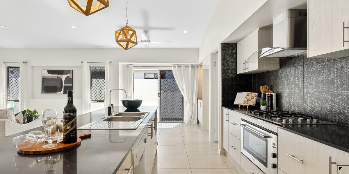 26 Newry Trail, Smithfield, QLD 4878 AUS