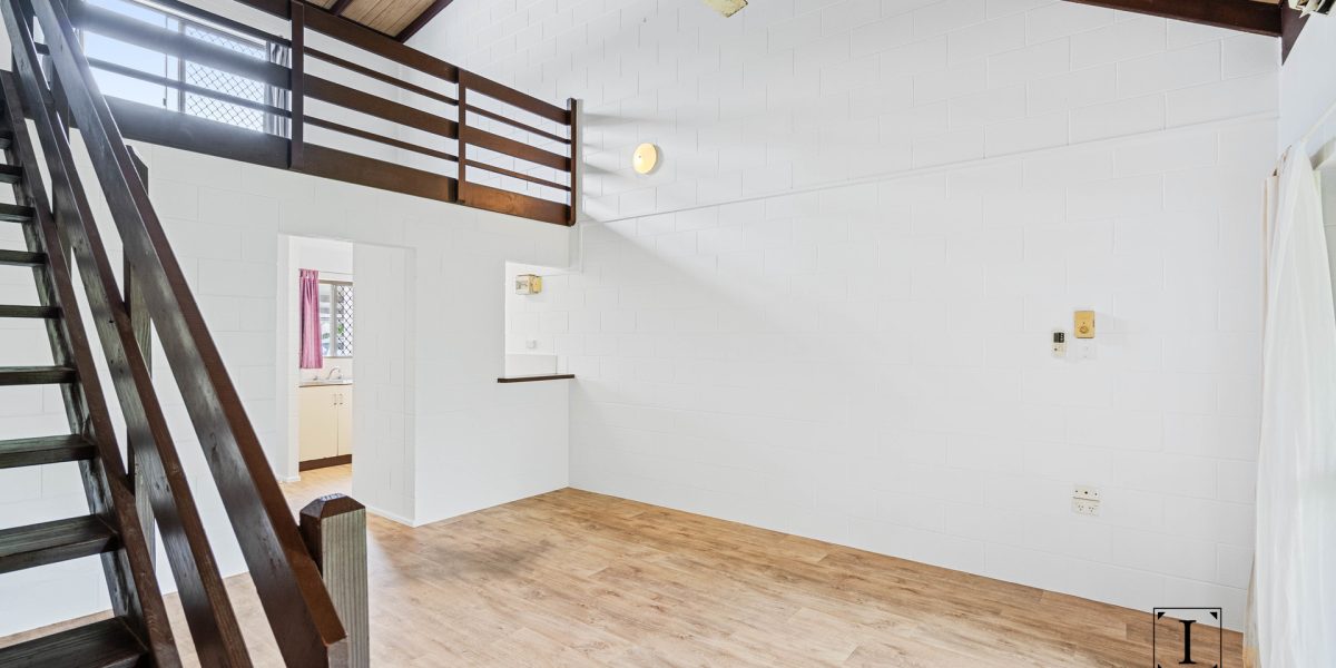 11/108-110 Mayers Street, Manunda, QLD 4870 AUS