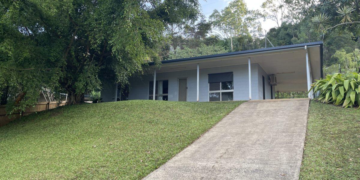 17 McFarlane Drive, Kanimbla, QLD 4870 AUS