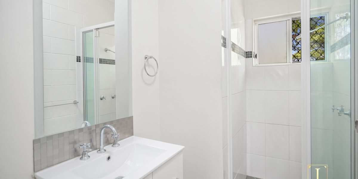 6/16 Robert Road, Bentley Park, QLD 4869 AUS