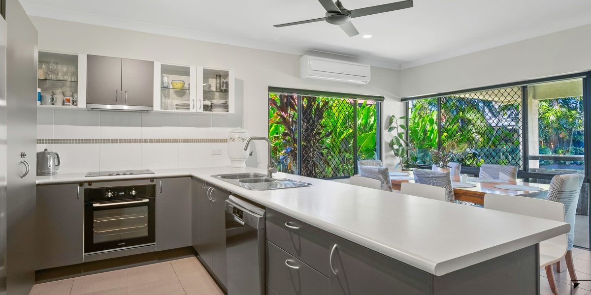 2 Imooya Place, Trinity Park, QLD 4879 AUS