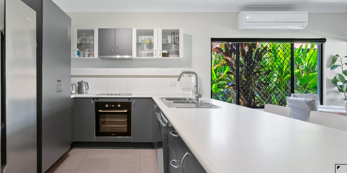 2 Imooya Place, Trinity Park, QLD 4879 AUS