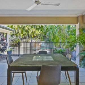 19 Chapel Close, Brinsmead, QLD 4870 AUS