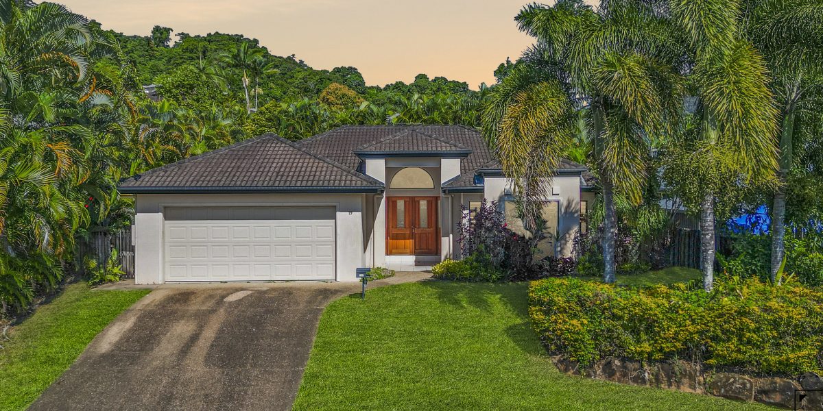 19 Chapel Close, Brinsmead, QLD 4870 AUS