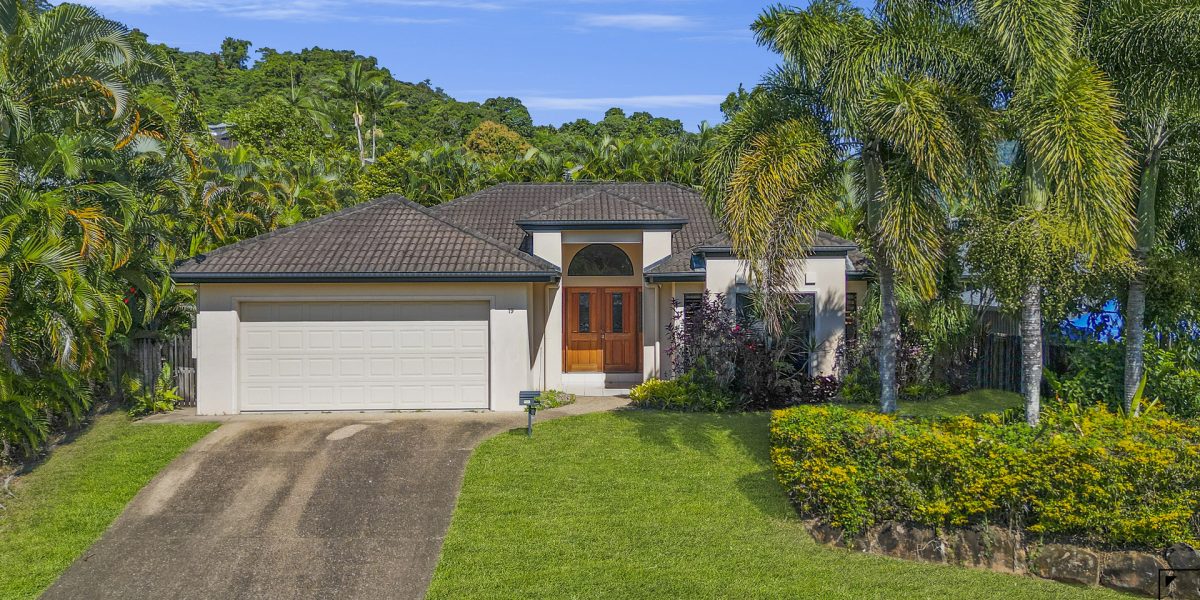 19 Chapel Close, Brinsmead, QLD 4870 AUS