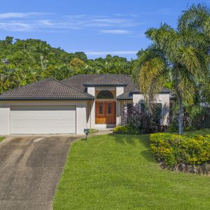 19 Chapel Close, Brinsmead, QLD 4870 AUS