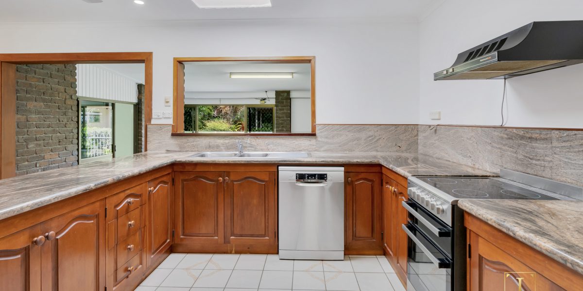 25 Boden Street, Edge Hill, QLD 4870 AUS