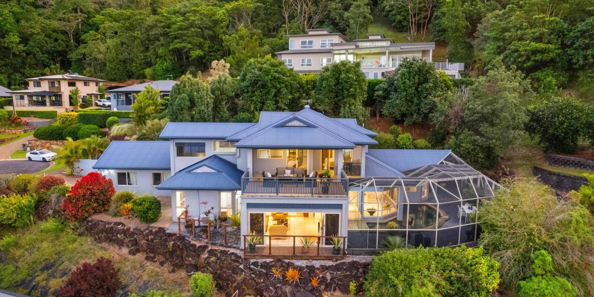 5 Hussar Close, Kanimbla, QLD 4870 AUS