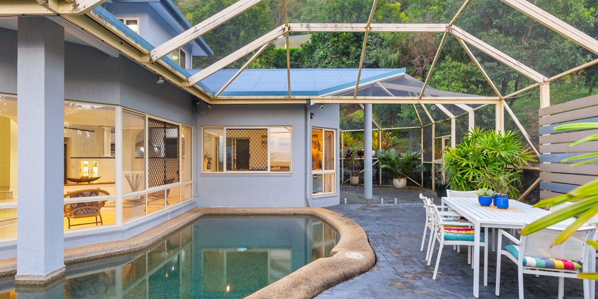 5 Hussar Close, Kanimbla, QLD 4870 AUS