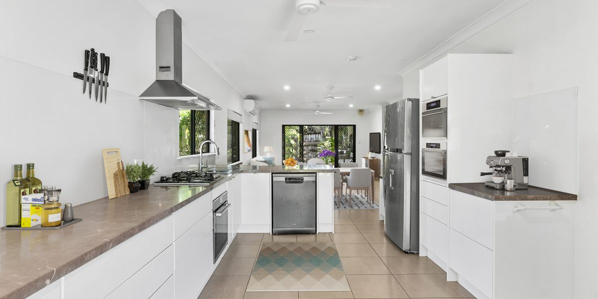 15 Kirra Close, Kewarra Beach, QLD 4879 AUS