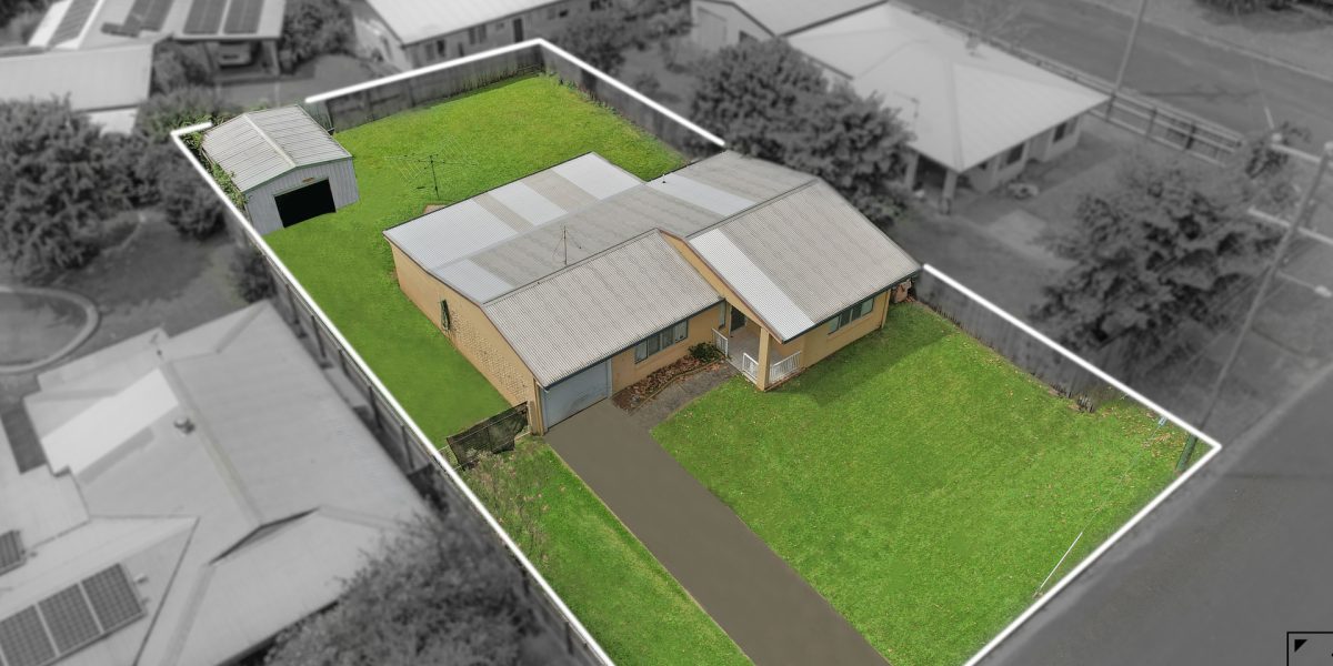 108 Callum Street, Mooroobool, QLD 4870 AUS
