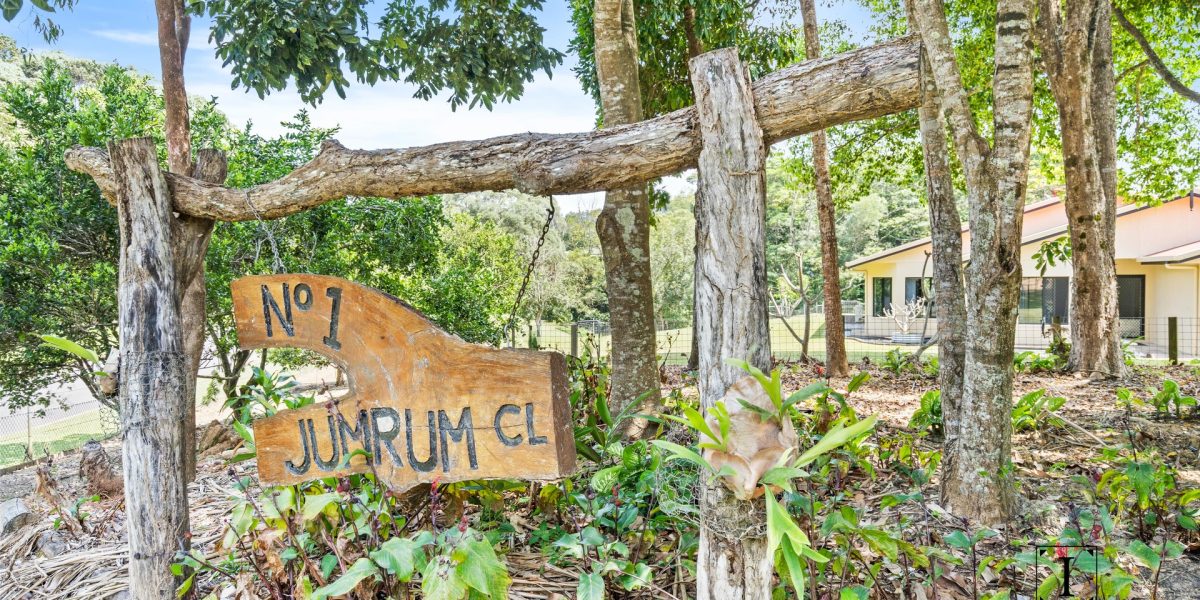 1 Jumrum Close, Kuranda, QLD 4881 AUS