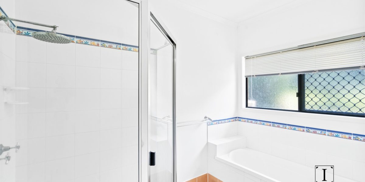 1 Jumrum Close, Kuranda, QLD 4881 AUS