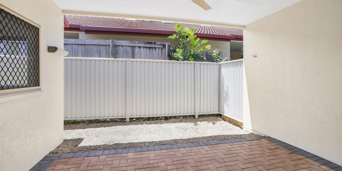 10/5-7 Oyster Court, Trinity Beach, QLD 4879 AUS