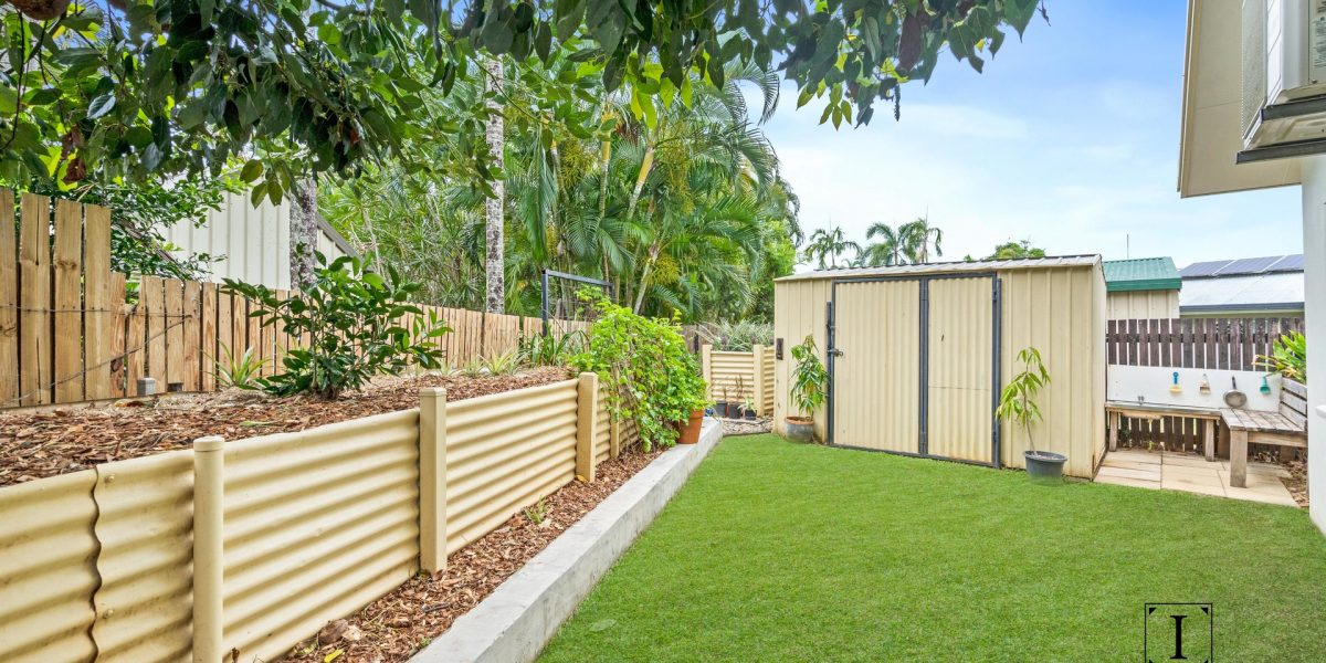 5 Elkhorn Close, Redlynch, QLD 4870 AUS