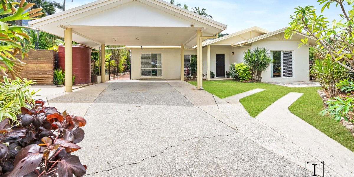 5 Elkhorn Close, Redlynch, QLD 4870 AUS