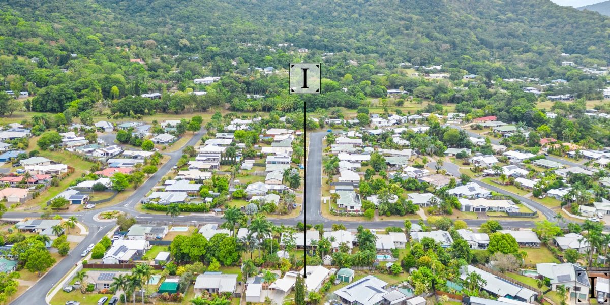 5 Elkhorn Close, Redlynch, QLD 4870 AUS