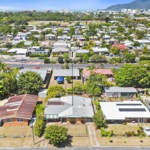 38 Curtin Street, Westcourt, QLD 4870 AUS