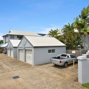 8/8 Brown Street, Woree, QLD 4868 AUS
